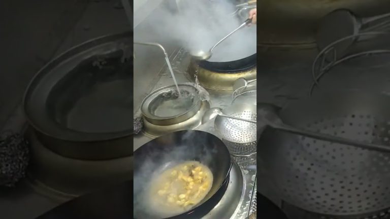 #food #sushiworld #seafood #sushistyle #fish #sushi #seafoodrecipes #delicious #sushilove