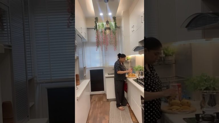 Batao Bazaar jesi bani ki nahi 🍧#viralshort #trendingshorts #latestshorts #mangoicecreamrecipe