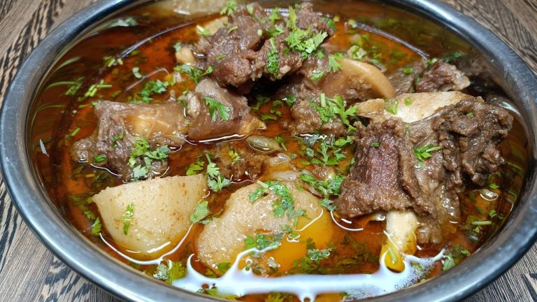 Aloo gosht recipe|how to make Aloo gosht recipe |Aloo gosht in pressure cooker by zaika with Ruqaiya