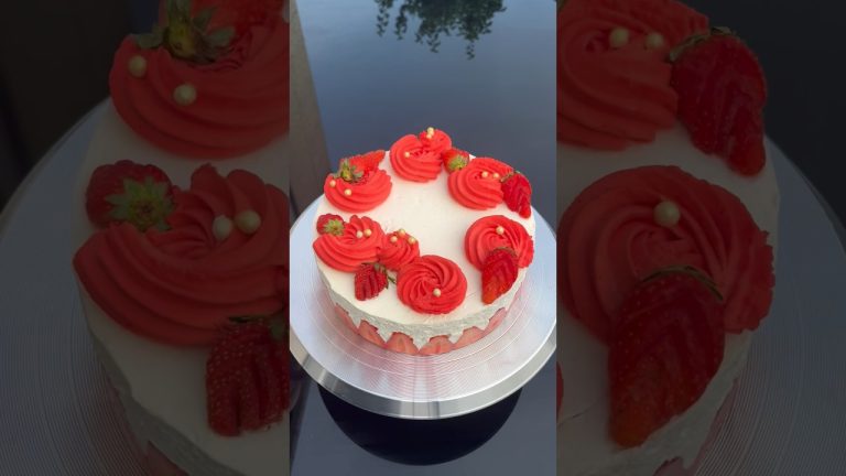 Un fraisier en 40min? 🍓⏱️#Fraisier #Dessert #Recette #Facile #patisserie