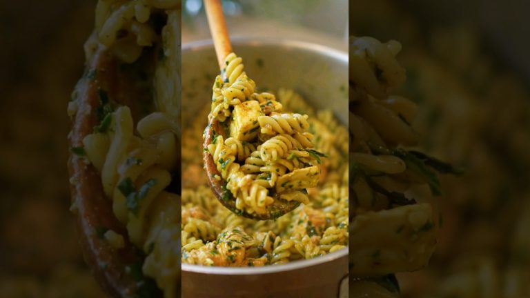 The Tastiest Pesto Chicken Pasta | Quick Meals #Shorts