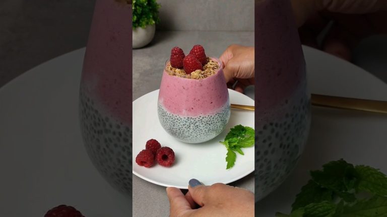 Raspberry Chia Pudding ! #healthyrecipes #shorts  #easydessert