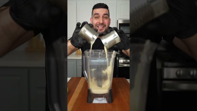 Cream me up with cake! #chocolate #cake  #easyrecipe