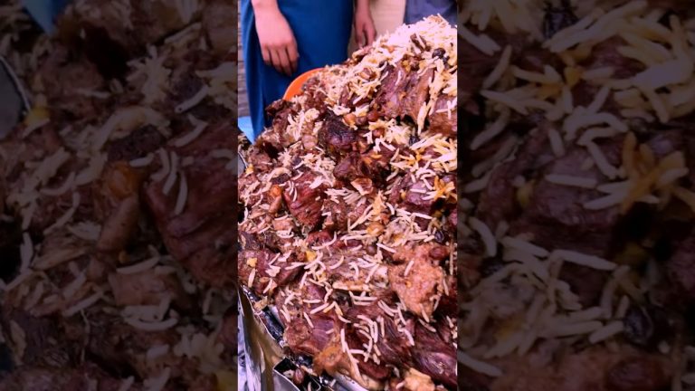 Street Food Beef Pulaoo #shorts #beef #streetfood #youtubeshorts #ytshorts #nazarracipes #viral