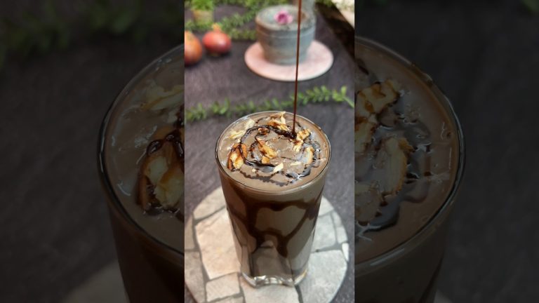 Health Chocolate Shake 🥤🍫 #shorts #chocolateshake #healthyshake  #healthydrink #chocolatedrink #food