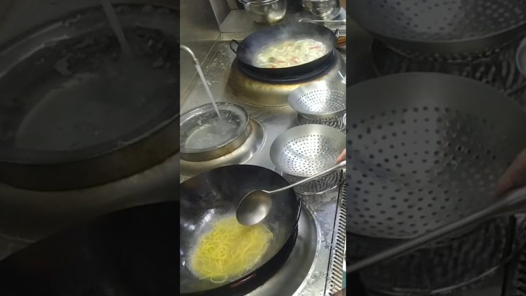 Freid noodles #food #sushiworld #seafood #cooking #sushistyle