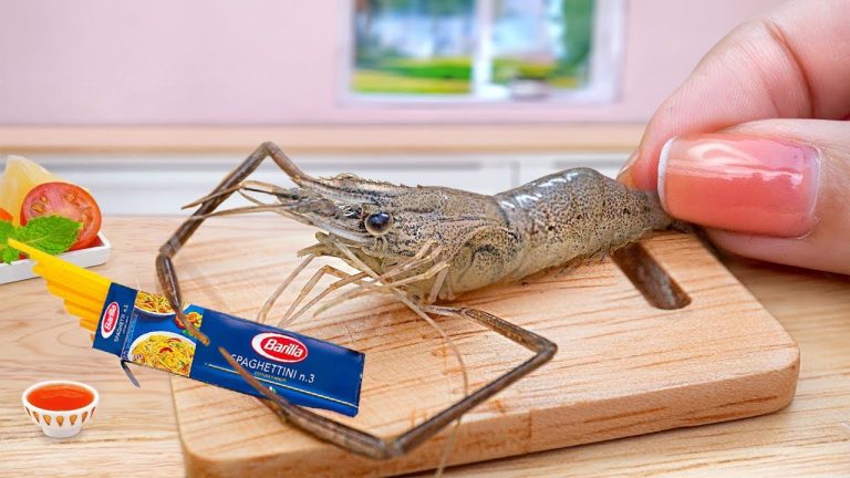 Seafood Pasta Recipe 🦐 How To Make Best Miniature Seafood Spaghetti American Style 🍤 By Tiny Foods