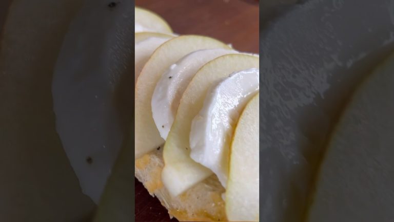 Pear + Mozarella Sandwich? 🍐🧀 #asmr #shorts