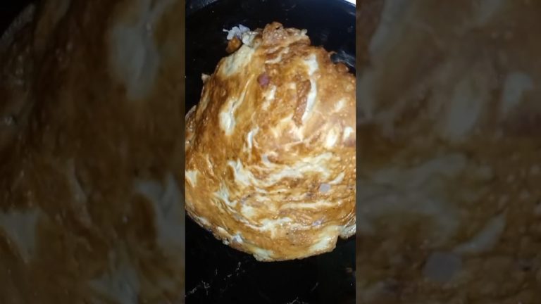 Omelette Pizza Recipe || Bread Omelette Recipe @adityasaxenakitchen