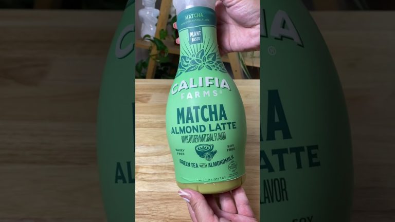 Messy Matcha Time 🍵 Subscribe💚 #food #recipe #shorts #fyp