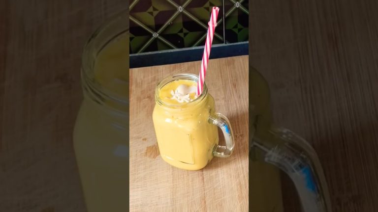 Easy oats mango milkshake To cooldown#shorts#trandingshorts #viral#food #recipe #vierlshorts