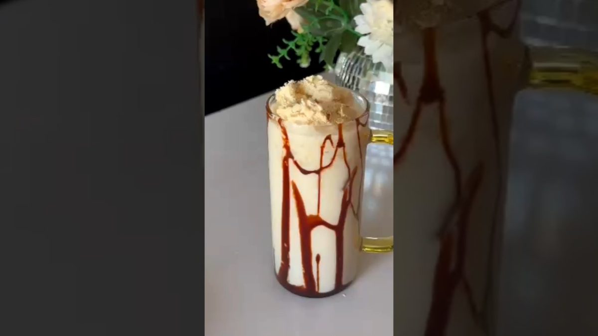 Banana ice cream Shake | Banana Milkshake | Healthy Drink #shortvideo #viralvideo