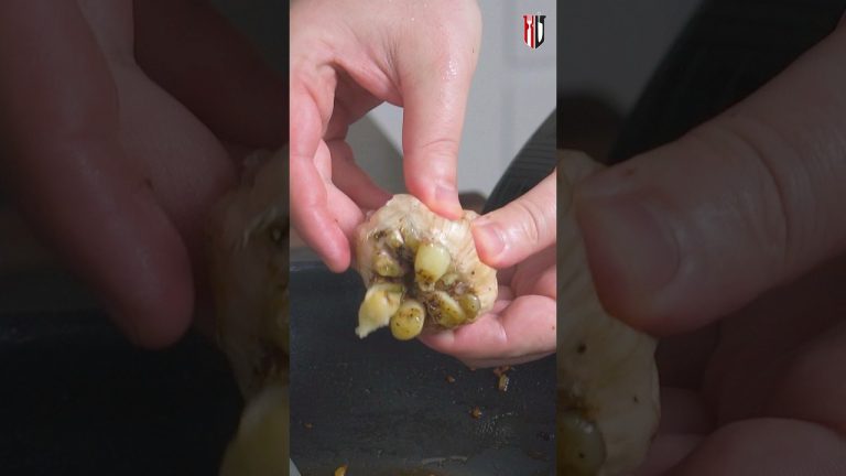 Roasted garlic and sun-dried tomato pasta #pasta #pastarecipe #cooking #recipe