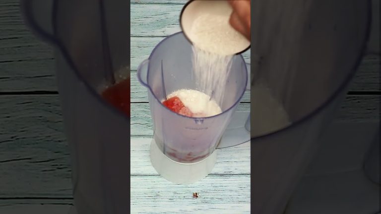 Papaya Milk Shake Recipe | Healthy and Easy Papaya Smoothie  #recipe #shorts  #food