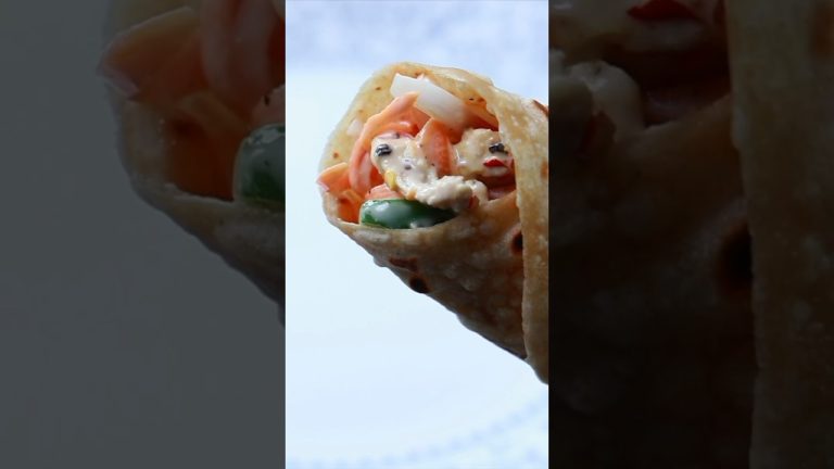 രാവിലായോ രാത്രിയോ ഇത് മതി👌😋Chappathi Chicken Shawarma 🥙 #shawarma #shorts