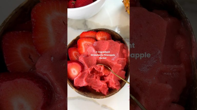 3-ingredient healthy strawberry pineapple sorbet 🍓🍍 #shortsviral #dessert #sorbet