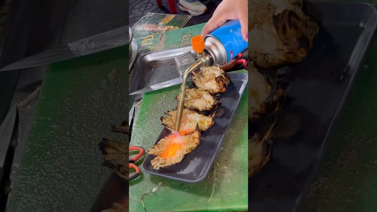 Super Grilled Prawns In Bangkok Street Food #streetfood