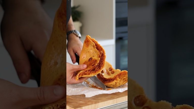 My favorite honey recipe! Delicious honeycomb that’s perfect for all desserts! #shorts