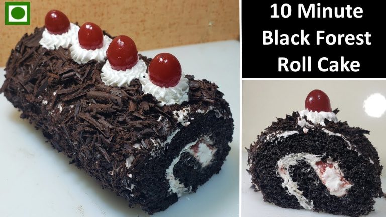 10 Minute Eggless Black Forest Roll Cake Recipe | पतेले में बनाये बिना अंडा  Chocolate Roll Cake