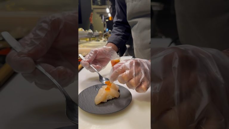 Scallops sushi 🍣🤤 @walkcook #seafood #sushi #shorts