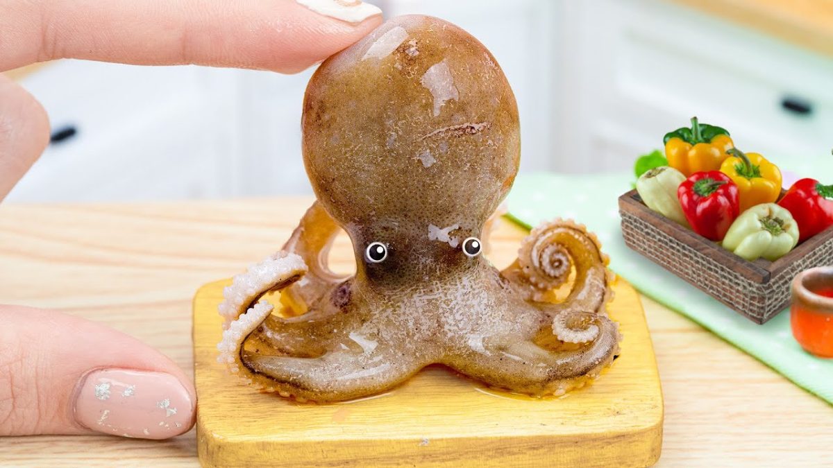 Recipes Miniature Seafood 😍 Miniature Grilled Whole Baby Octopus with Lemon 💗 Recipes Seafood