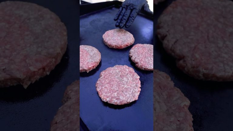 Backyard Sourdough Melt Burger #burger #recipe #grillingseason #bbq