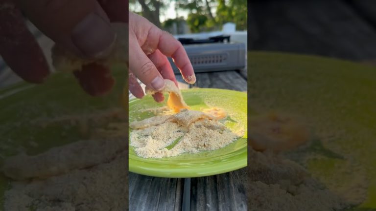 Fish Topped with Crab Meat 🙌 #seafood #crab #fishing