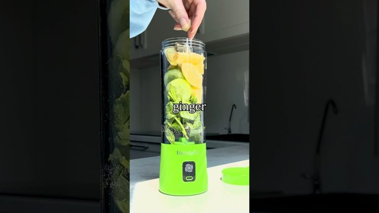 HULK SMOOTHIE! 🧌 #blendygo #smoothie #recipe