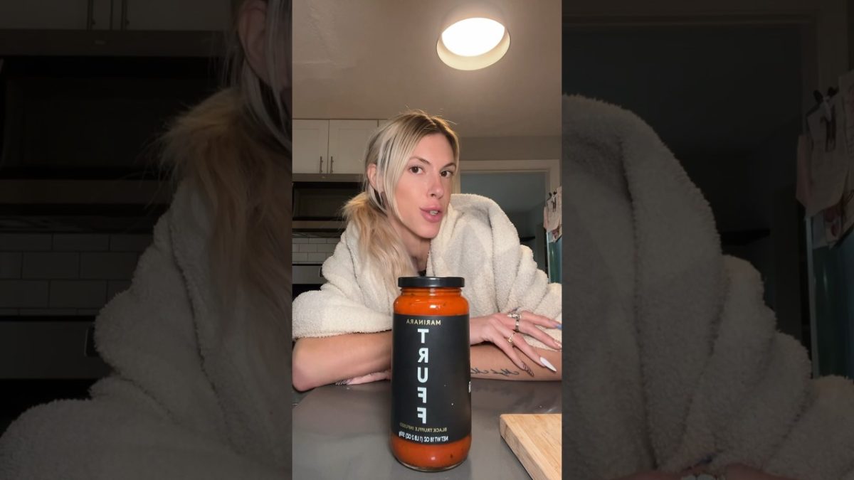 I NEED to know what happened to my favorite garlic bread?! 🥖😭🤣 #TrufflePasta | Coparenting Mom