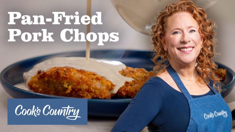 How to Make Pan-Fried Pork Chops with Milk Gravy