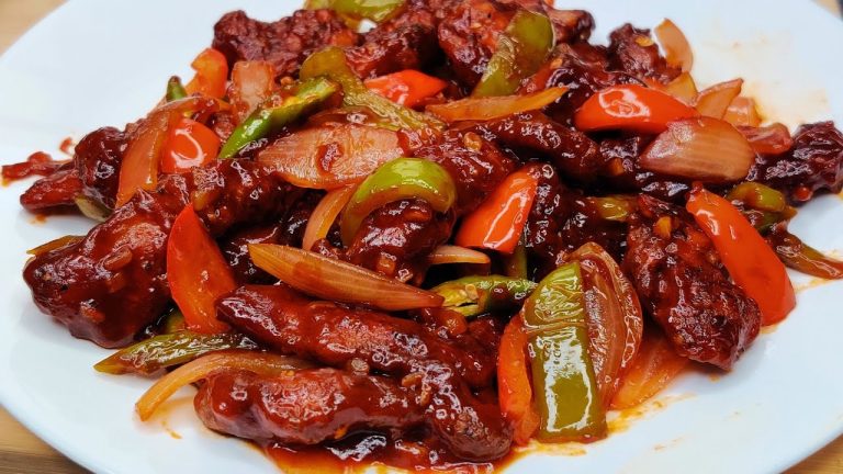 একদম রেস্টুরেন্ট স্টাইলে স্পাইসি চিলি চিকেন রেসিপি | Easy Spicy Chilli Chicken Recipe In Bengali