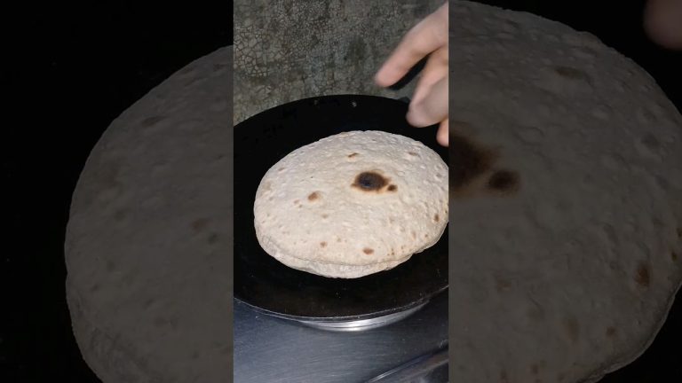 Roti 😋 | #shorts #roti #bread #viral #food #foodshort #resipy #viralfood #viralshorts