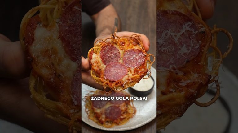 Pizzerki, które zrobisz w przerwie meczu! ⚽️ #coocharz #przekąska #makaron #pizza #euro2024 #shorts