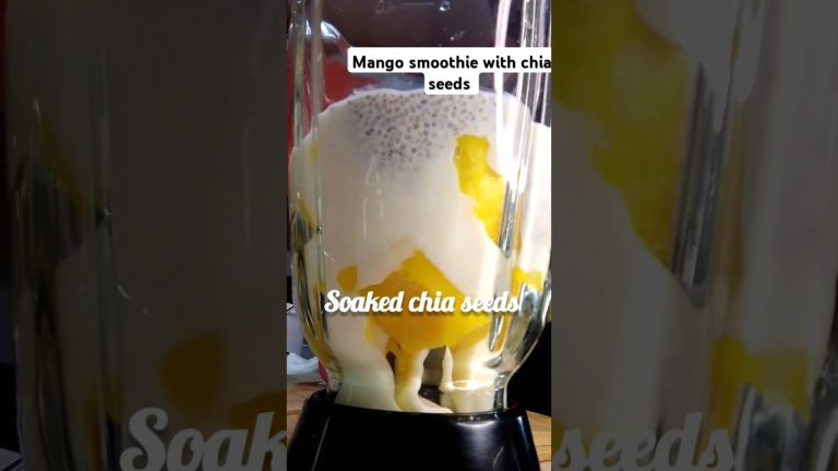 How to make Healthy Mango smoothie with chia seeds#healthyrecipes#highprotein#easyrecipes#shorts
