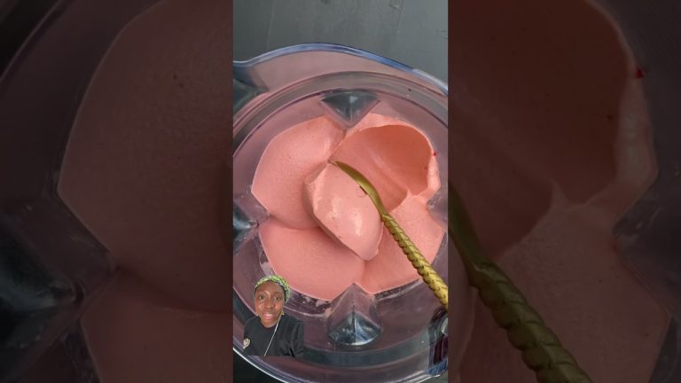 Must Try Smoothie 😋💕 #smoothiebowl