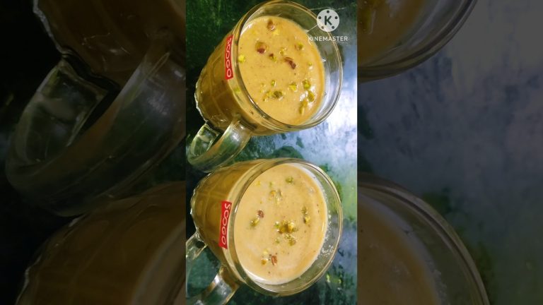 Smoothie😋😋 #rannabanna #youtubeshorts #smoothie #breakfast @somabepary9960