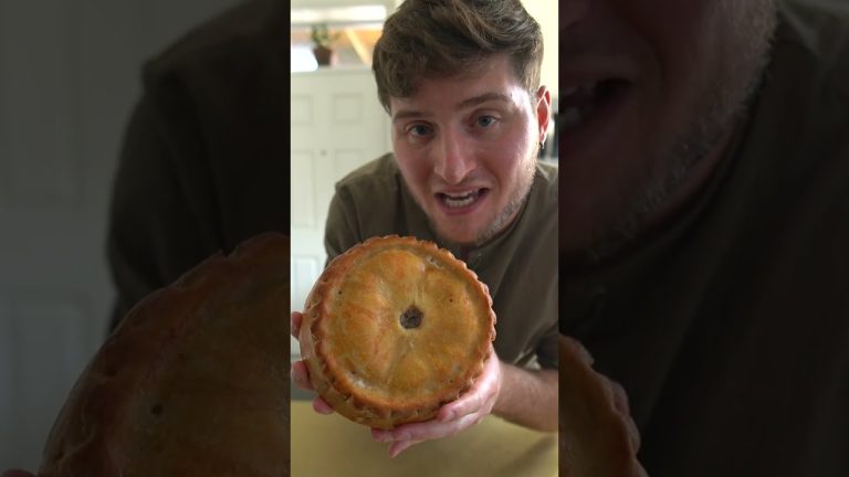 MEDIEVAL Meat Pie?! (British Pork Pie)