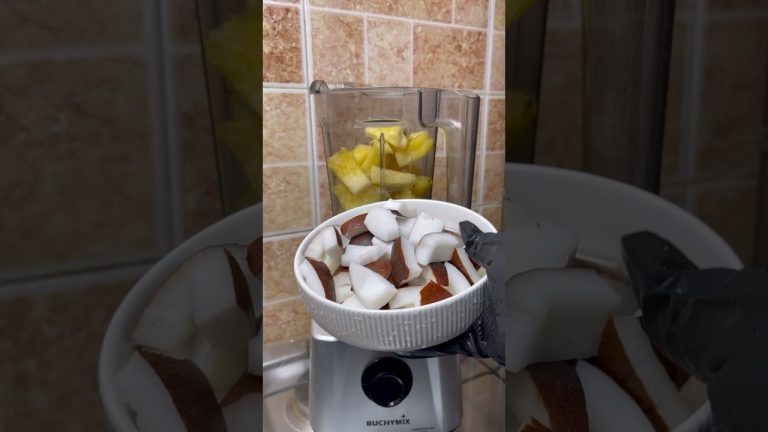 Would you try this homemade PINACOLADA MILKSHAKE? #shorts #pinacolada #shortsafrica