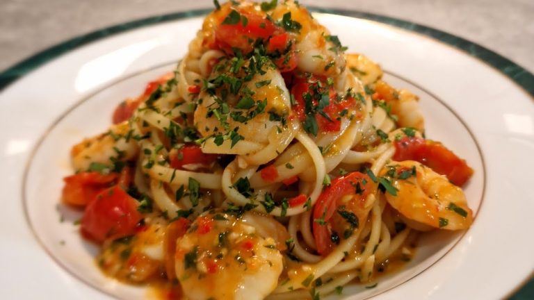 SPICY KING PRAWN LINGUINE #shorts