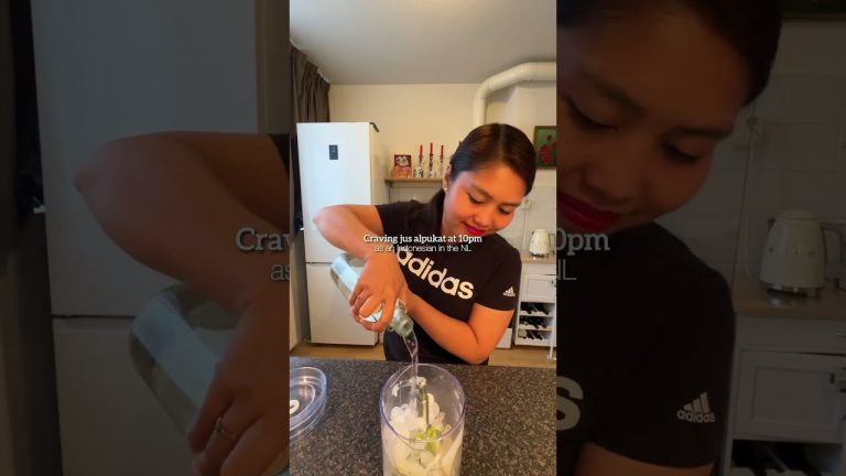 Indonesian creamy avocado shake 🥑