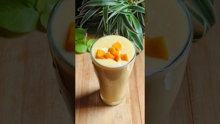 Mango Milkshake 🥭 #short #youtubeshorts #recipe #summerdrink