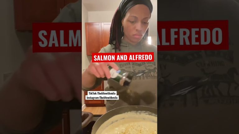 SALMON AND ALFREDO #alfredo #fypシ #fyp #foodie #foodlovers #alfredopasta #salmondinner #dinner