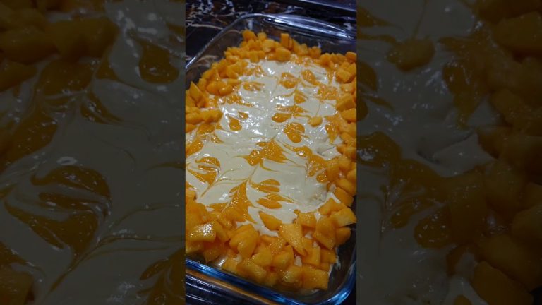 Creamy Mango Delight #mangodelight #mangorecipe #creamy #dessertrecipe #mango #easyrecipe #shorts