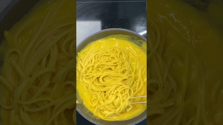 LINGUINE con POMODORINI GIALLI e BURRATA💛🍝 #Shorts