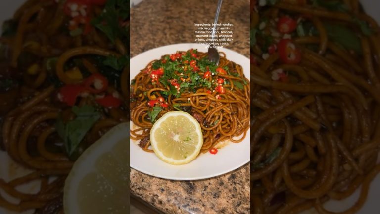 pork chow mein recipe nepali style 🥩🤩 chow mein recipe #porkchowmien #chowmein #cookingshortsvideo