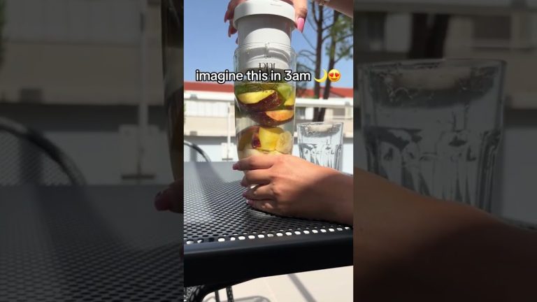 imagine having smoothies in 3am with this device😍