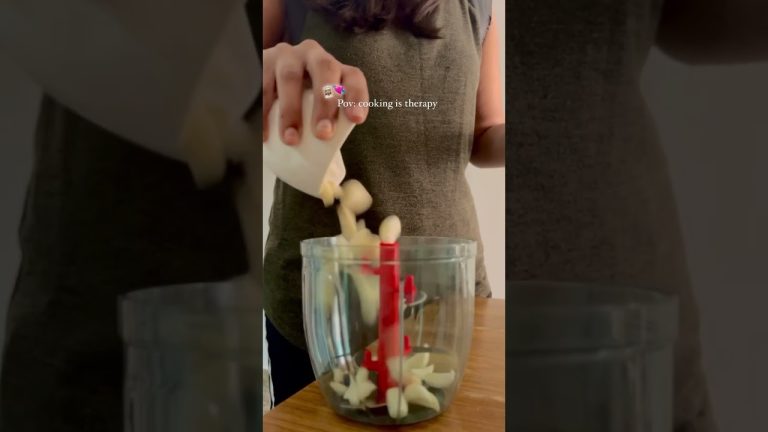 Cooking is love made visible❤️       #cooking #prawns #seafood #therapy #girlcooking #cookingshorts