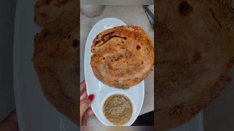 Lachha Paratha Recipe ||Layered Paratha Recipe Indian Bread || #lachhaparantha #shorts