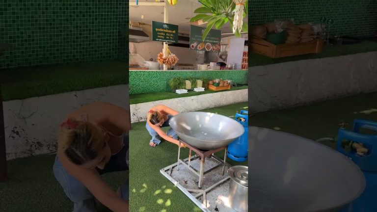 Girl good Luck-Thai Street Food