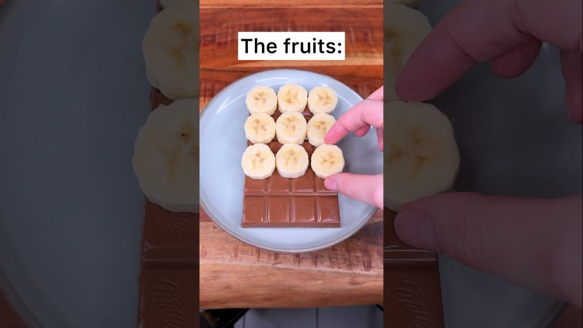 How to make the best BANANA CHOCOLATE sandwich?😎❤️🍫| CHEFKOUDY